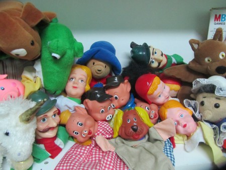 παίζουμε κουκλοθέατρο